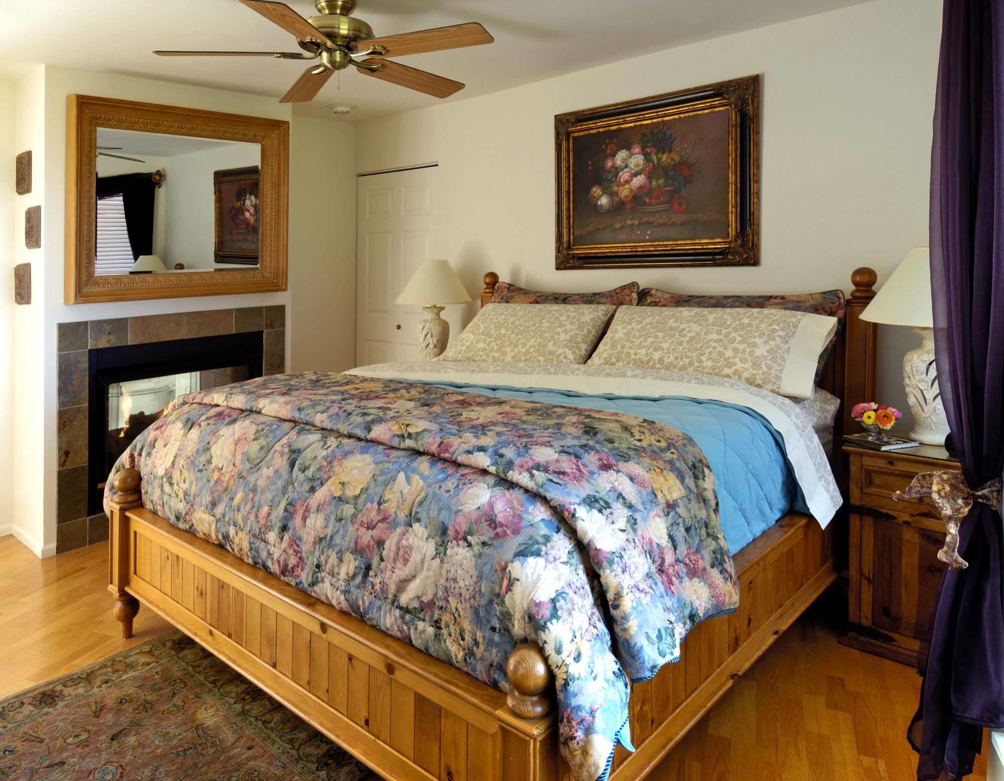 Colette'S Bed & Breakfast Port Angeles Buitenkant foto